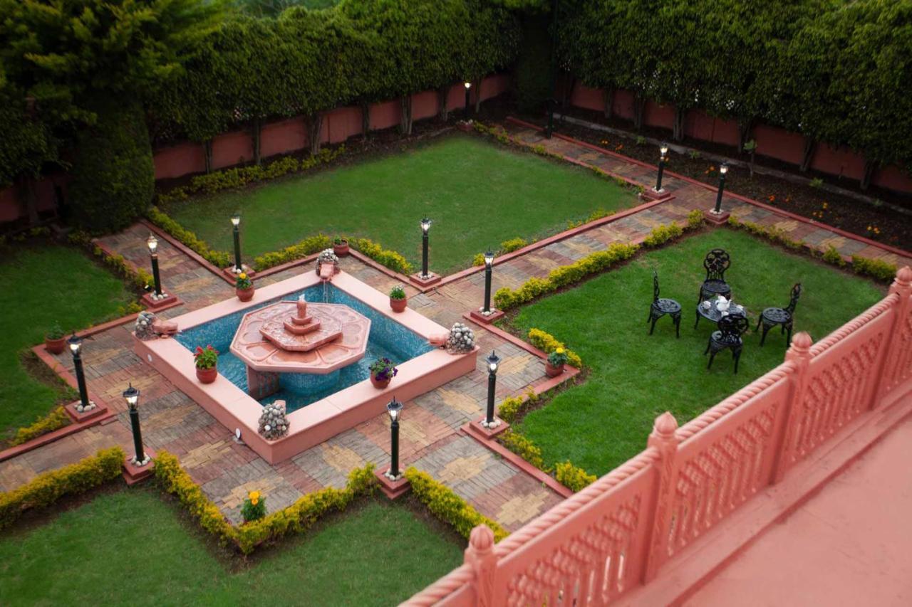 Stayvista At Pink Palace Rajasthani Decor Ooty Eksteriør billede